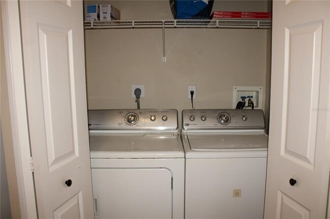 Building Photo - 3115 Live Oak Ln