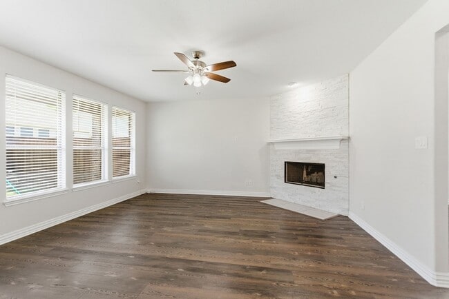 Building Photo - 5308 Sandstone Ln