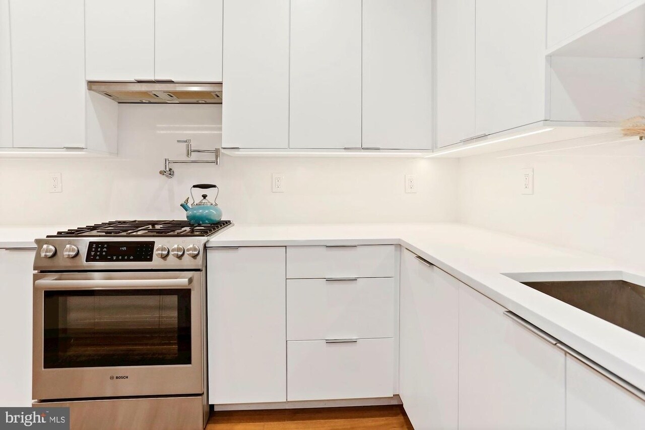 Building Photo - 3812 13th St NW