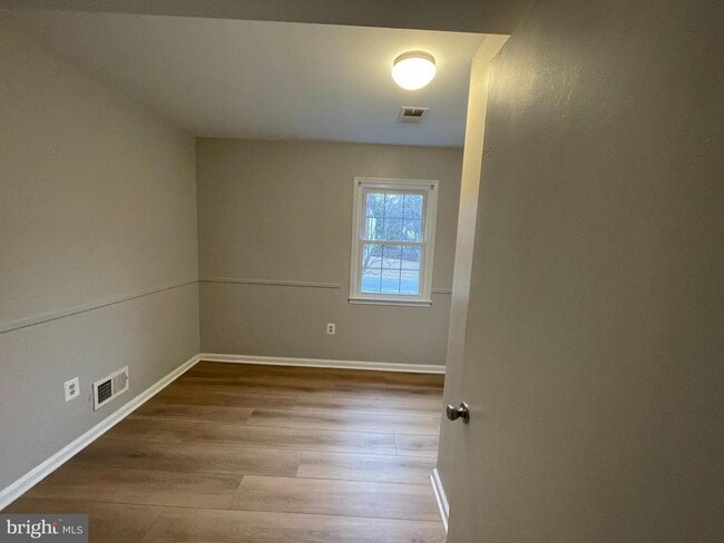 Building Photo - 7004 Wick Ln