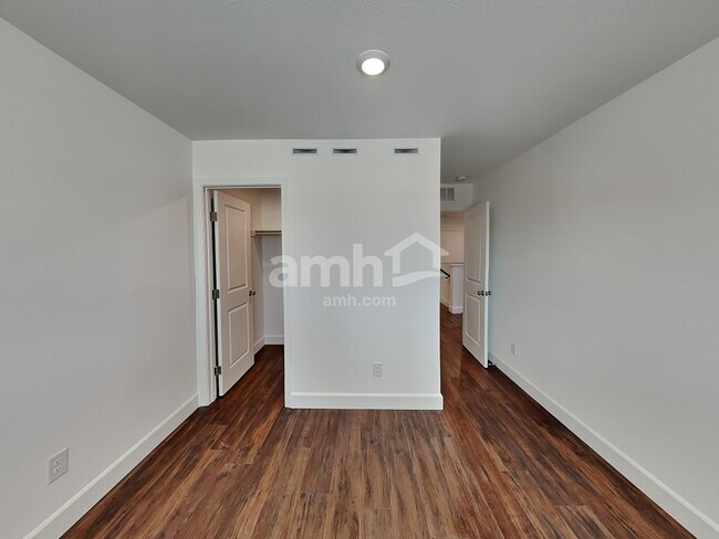 Building Photo - 8937 Carmine Cob Ave