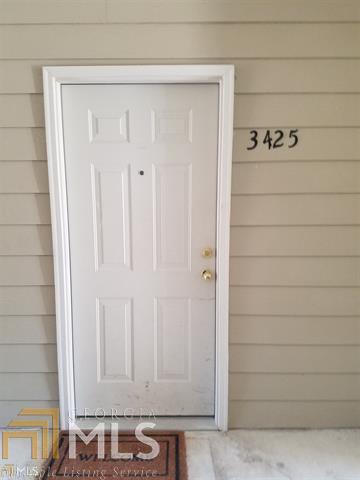 Building Photo - 3425 Town Creek Cir