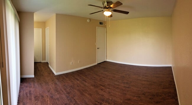 Building Photo - Remodeled 3-Bed Home in Southwest Bakersfield