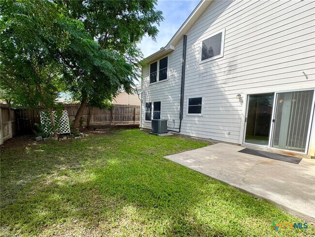 Building Photo - 7707 Wexford Hollow