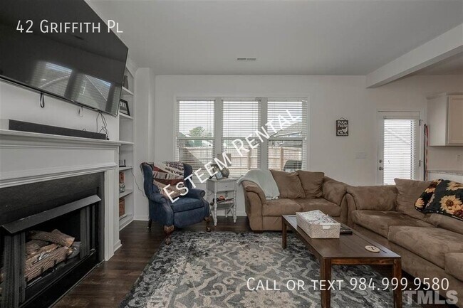 Building Photo - 42 Griffith Pl