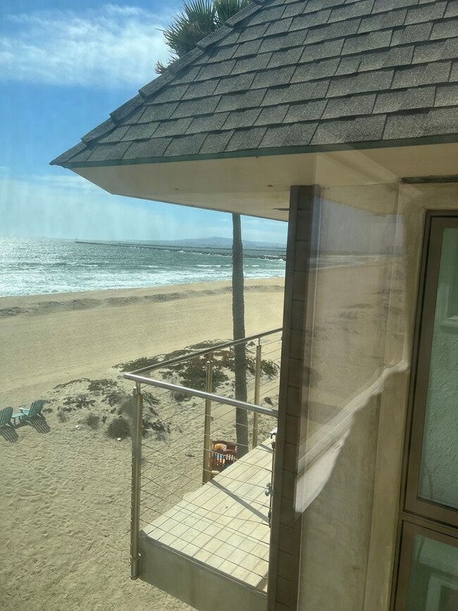 Building Photo - Surfside Colony Gated Community - Tri-Level Beachfront | 4Bd/2.5Ba | Ocean Views