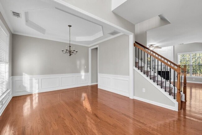 Building Photo - 701 Courageous Ct