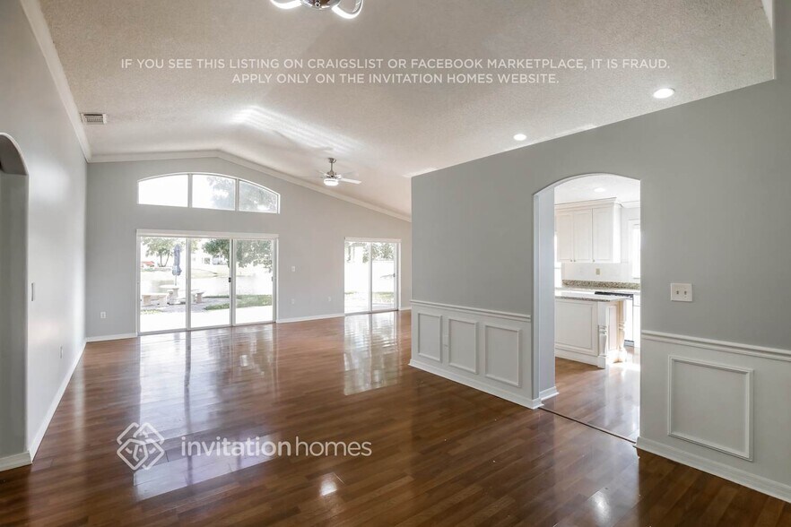 Building Photo - 2431 NW 186th Ave