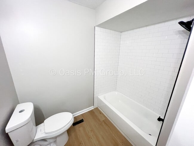 Building Photo - 3372 Willington Dr