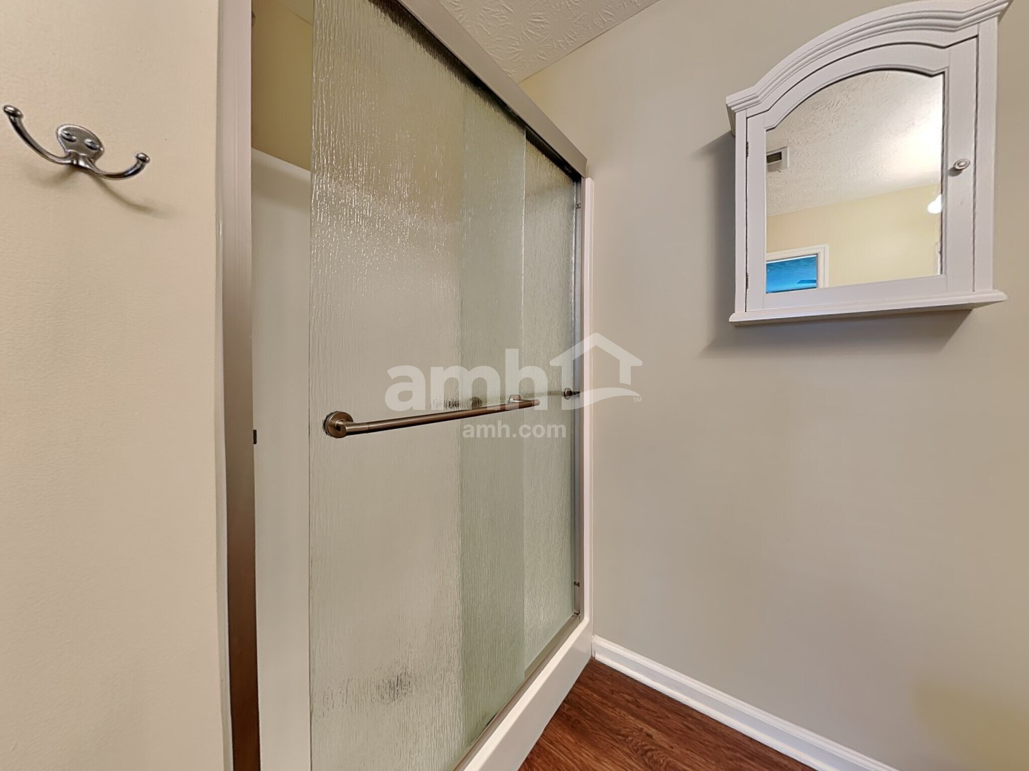 Building Photo - 9937 Whispering Pine Dr