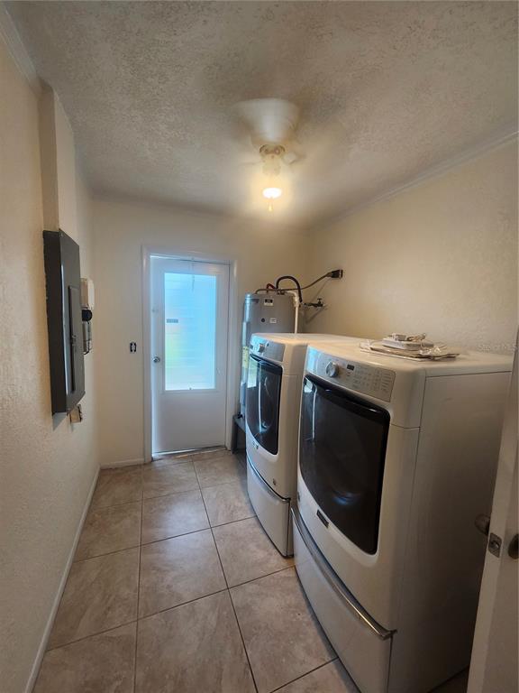 Building Photo - 2441 Beacon Dr