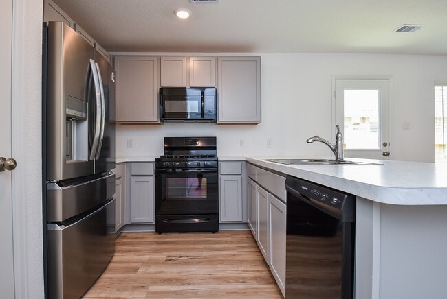 Building Photo - 26627 Wilderye Cv Ln