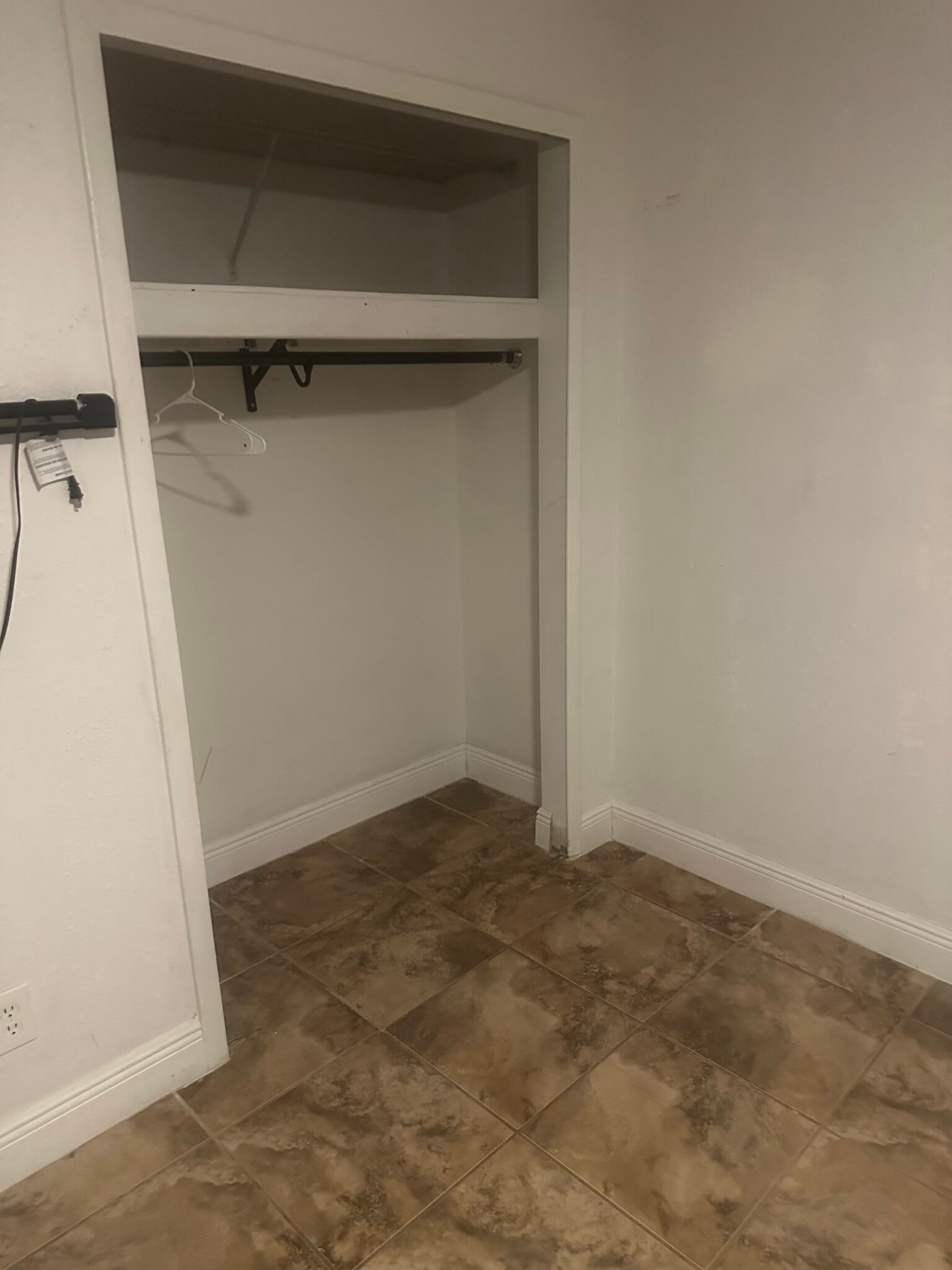 second room - 3840 Janie Ct