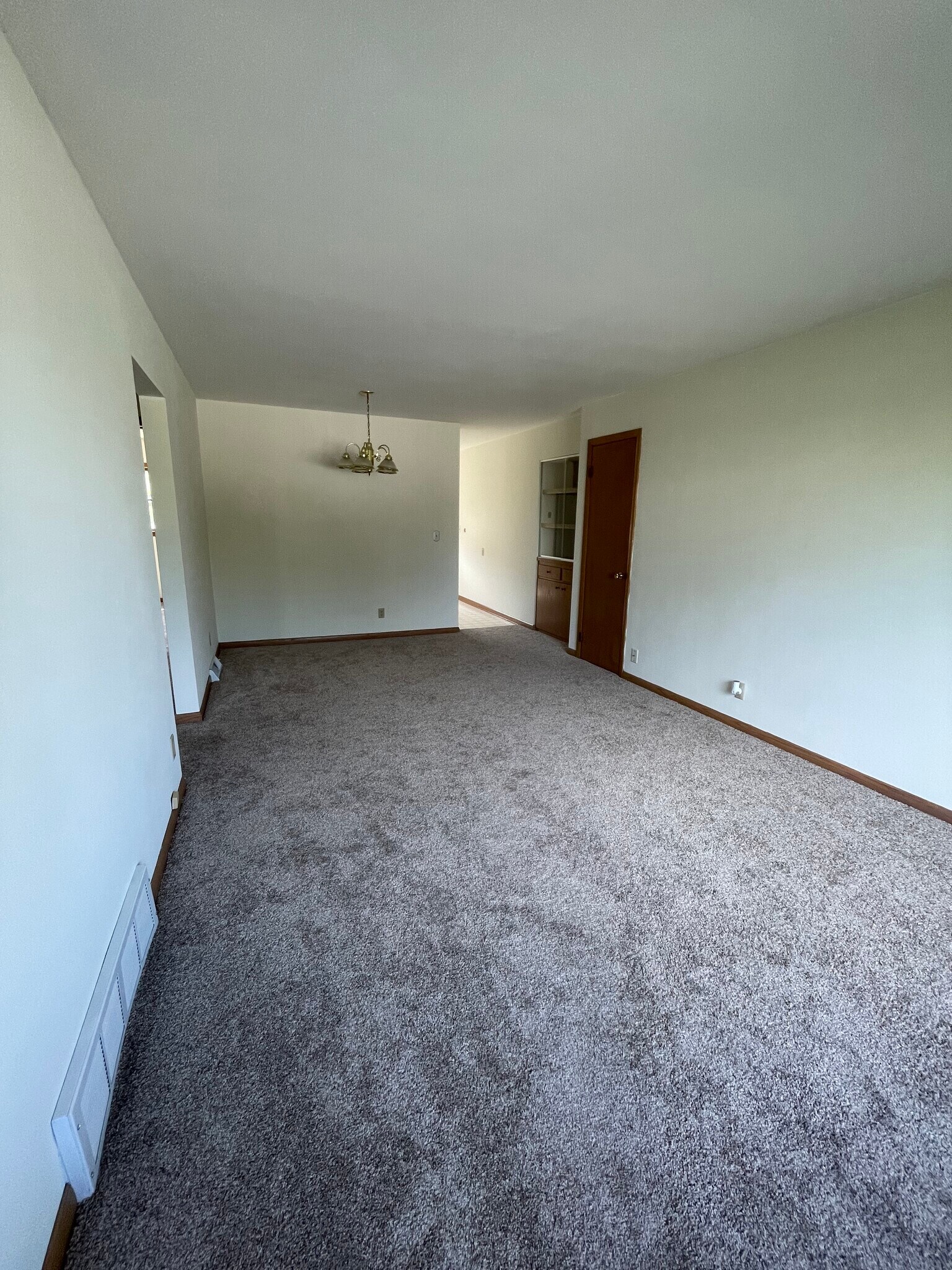 Living/Dining Room - 7319 W Tripoli Ave