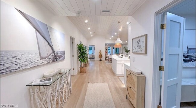 Building Photo - 763 102nd Ave N