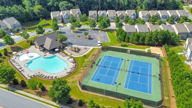 Building Photo - 4990 Brierstone Dr