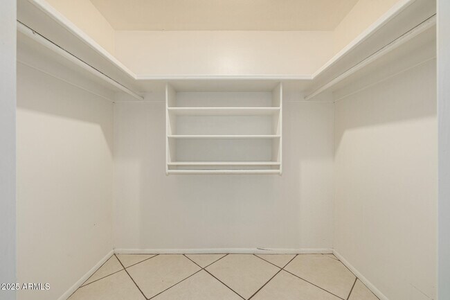 Building Photo - 3738 E Glenrosa Ave