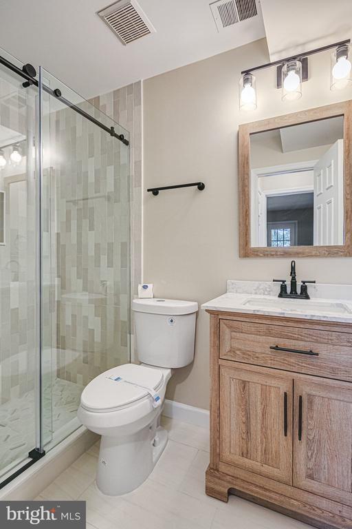 Building Photo - 13027 Shadyside Ln