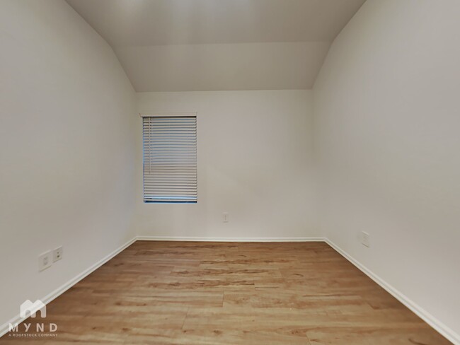 Building Photo - 21703 Thicket Point Ln