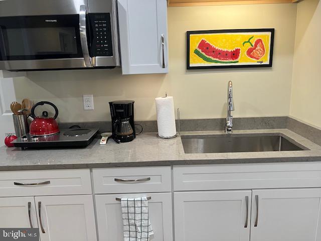 Building Photo - 13105 Windjammer Ave