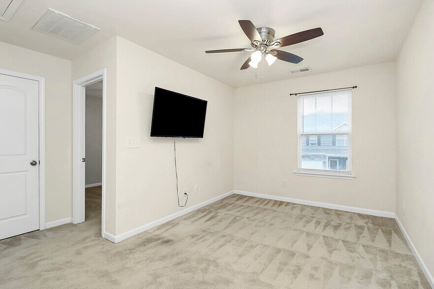 Building Photo - 11109 Pettus Ct