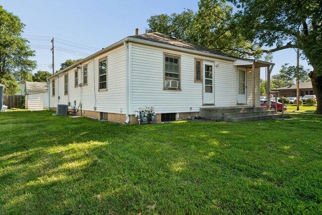Building Photo - 3236 A St