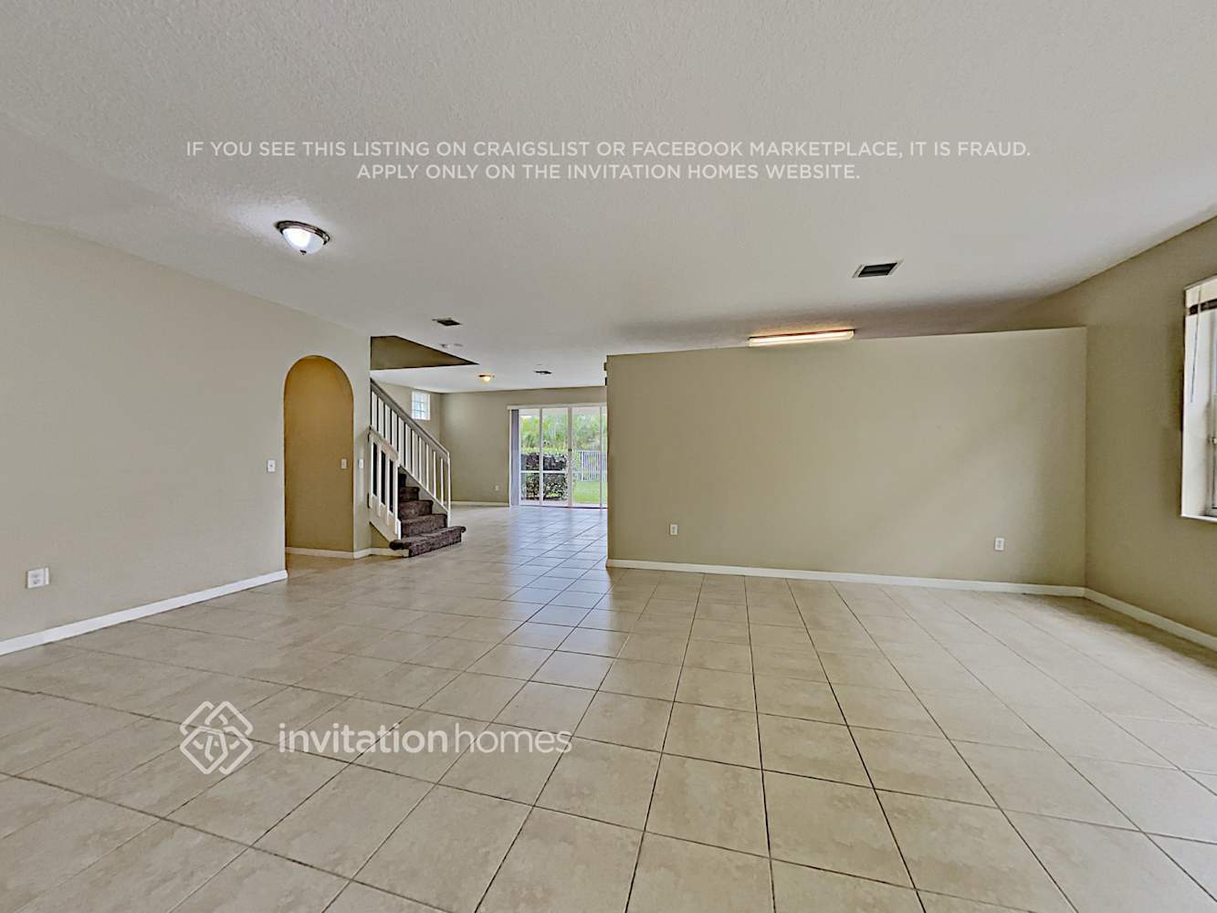 Building Photo - 1565 Fiddlewood Ct