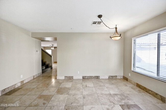 Building Photo - 7500 E Deer Valley Rd