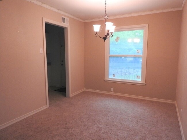 Building Photo - 3226 San Medina Ave