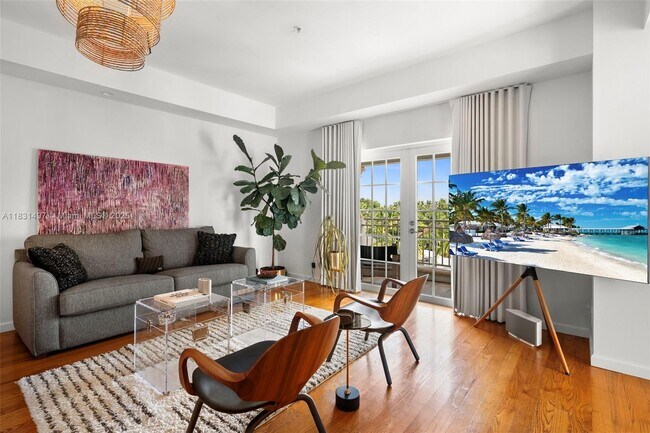 Building Photo - 1415 Sunset Harbour Dr