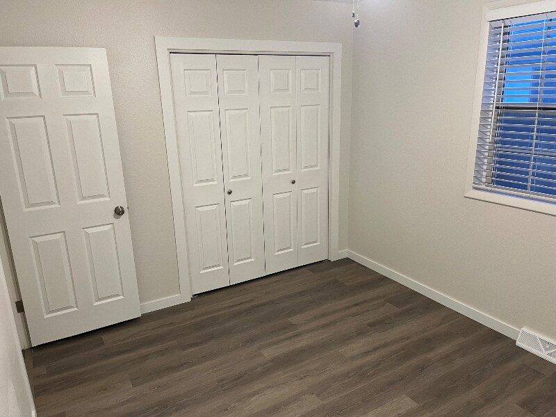 Building Photo - 832 Hamilton St