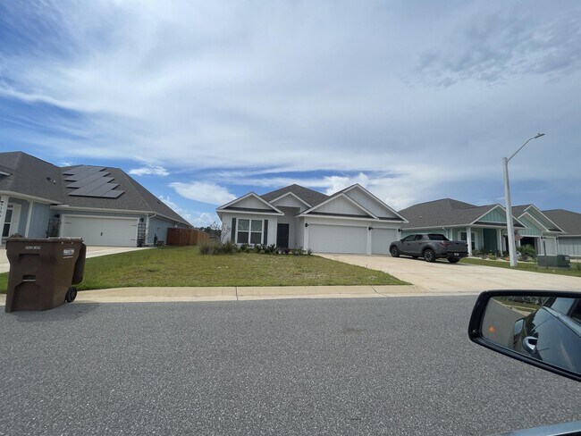 Building Photo - 6172 Forest Bay Ave
