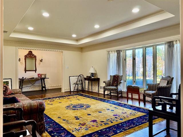 Building Photo - 7141 Twin Tree Ln