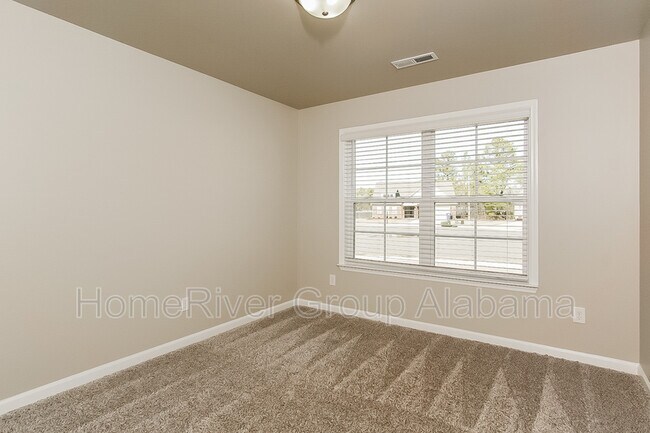 Building Photo - 118 Wyatt Cir