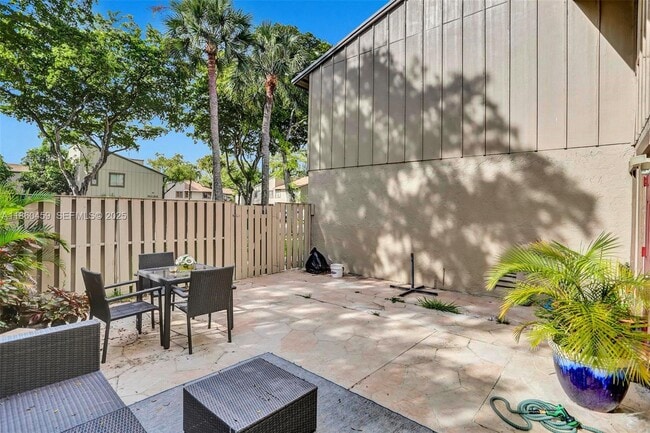 Building Photo - 5613 NW 21st St