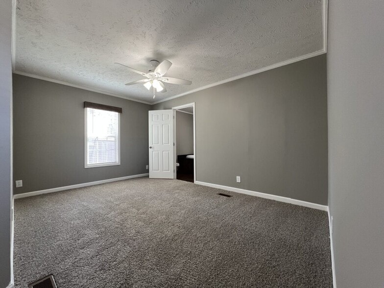 Building Photo - 302 Caseybrook Ct