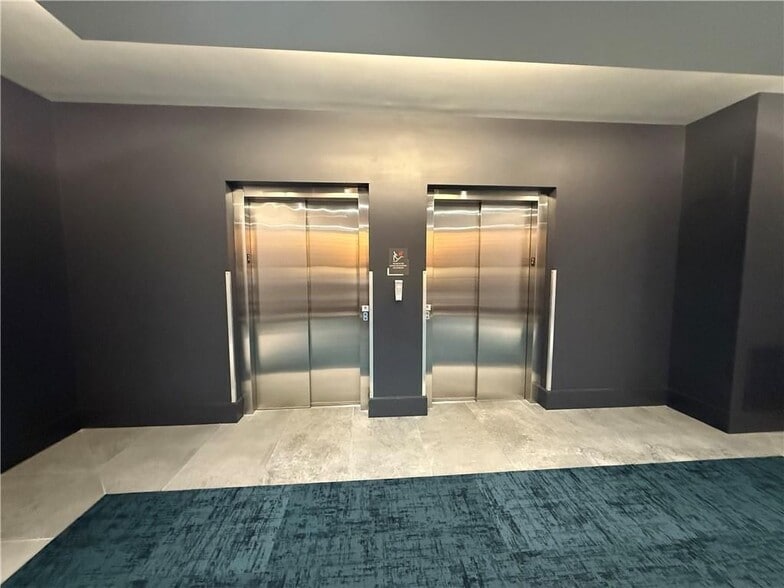 Building Photo - 775 Juniper St NE