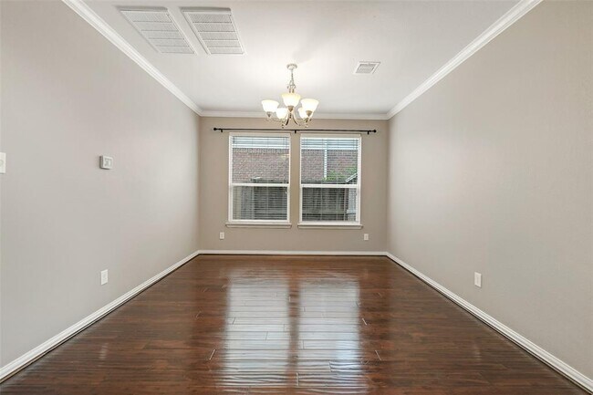 Building Photo - 12106 Coldwater Cove Ln
