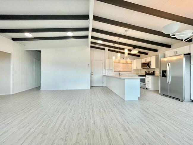 Building Photo - 1508 Keolu Dr