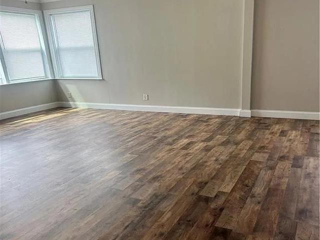 Building Photo - 1304 S Cloverleaf Cir