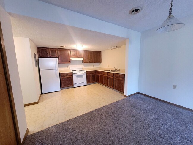 Building Photo - Courtyard