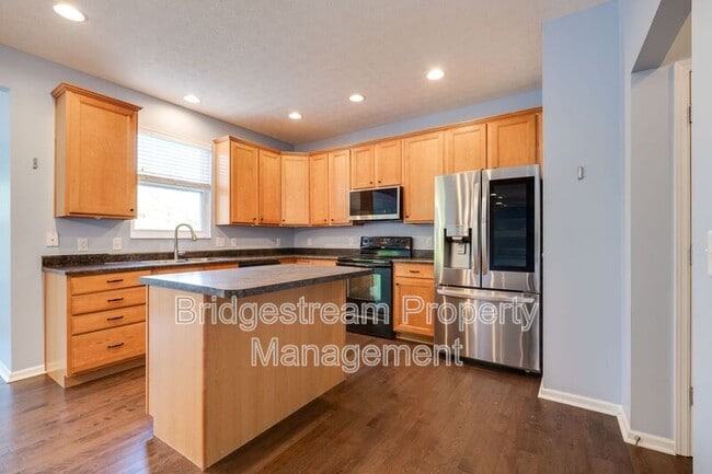 Building Photo - 1875 Prairie Clover Dr