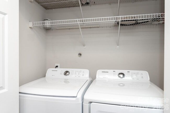 Building Photo - 17522 Tuscany Ln