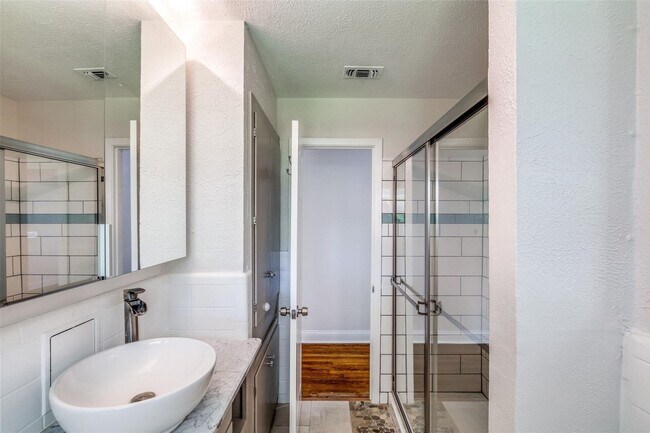 Building Photo - Classic Charm. Modern Comfort. Prime Location.