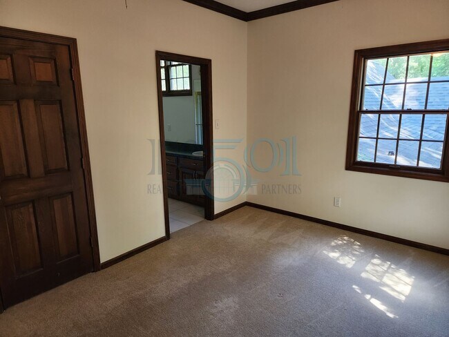Building Photo - Available Soon! RARE! Exquisite home for l...