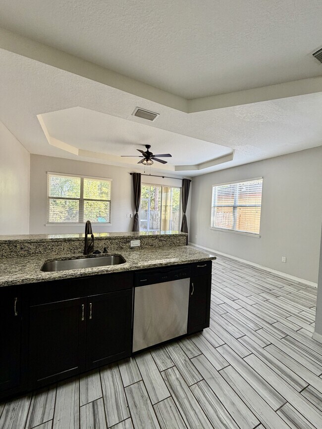 Building Photo - 4848 Tampa Downs Blvd