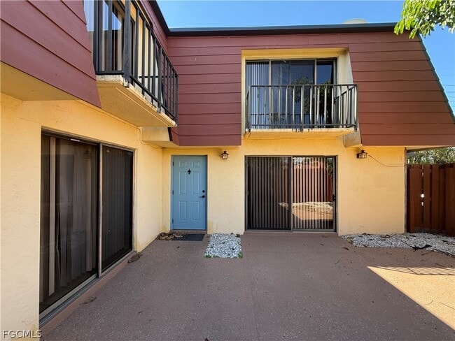 Building Photo - 1520 Park Meadows Dr