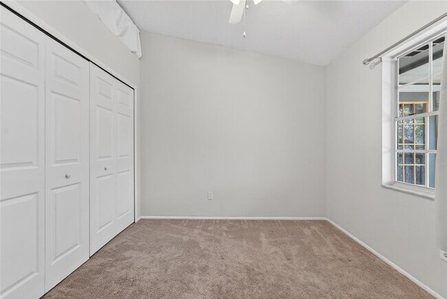 Building Photo - 11808 Skylake Pl