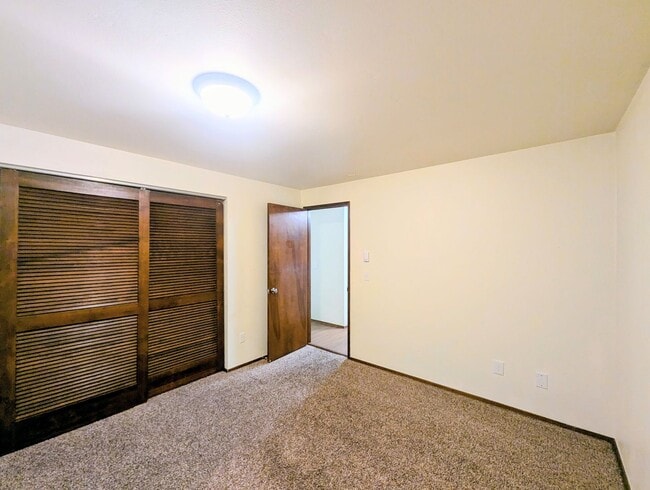 Building Photo - 2bd/1ba Everett Home