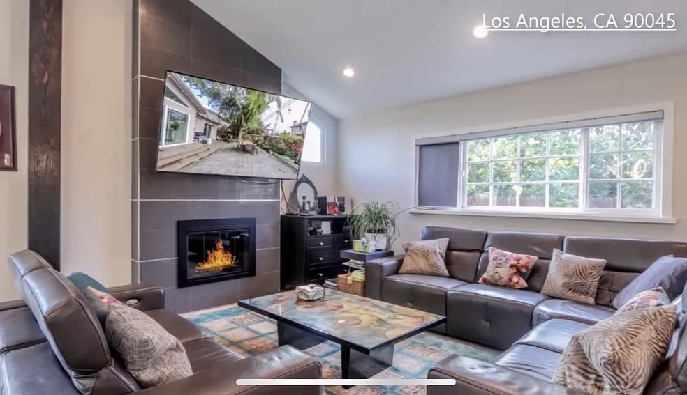 Building Photo - 5442 W 76th St